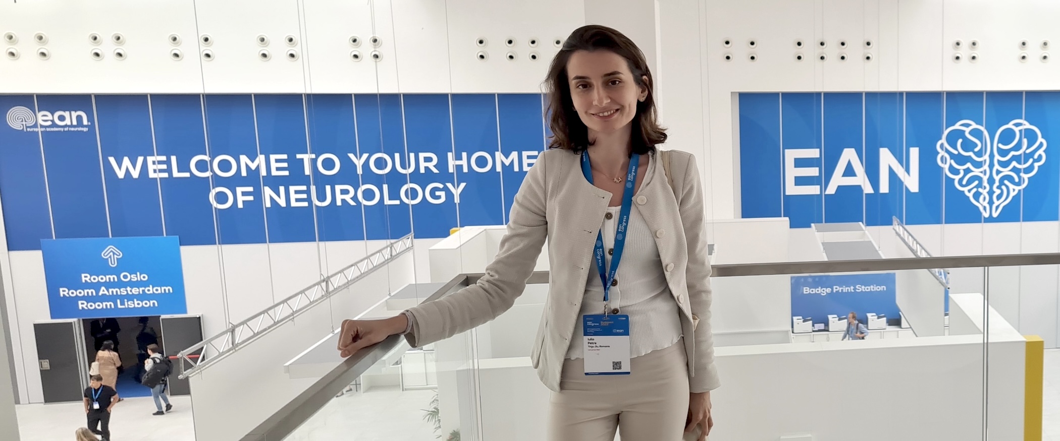 Dr. Iulia Petre, medic neurolog, la un congres al European Academy of Neurology (EAN) desfășurat la Budapesta